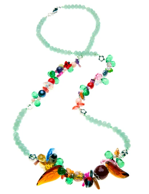 Collares largos: estilo más allá de las modas